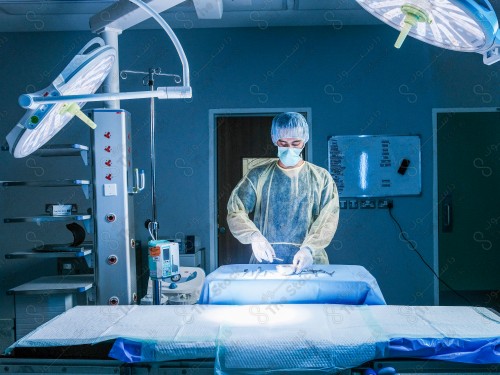 Medical staff inside the operating room, providing health services, medicine and health care