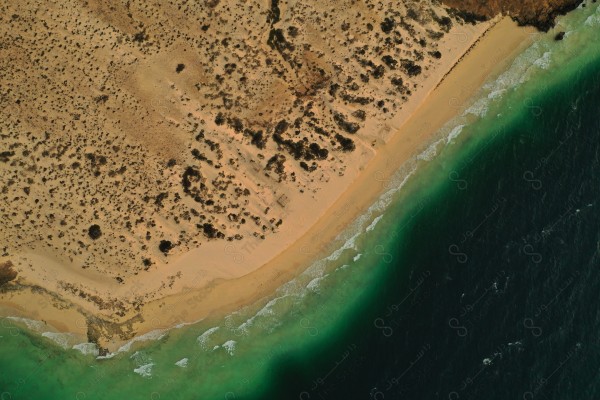 صورة جوية لأحد جزر فرسان الجميلة