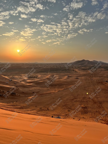 الغروب في قلب الصحراء