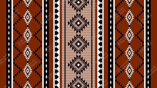 نمط تقليدي هندسي ذو ألوان بنية وسوداء وبيضاء, يتميز بتصميمات متكررة لأشكال ألماسية وأشكال مثلثية متناظرة. يتضمن التصميم خطوطًا عمودية وعناصر زخرفية متنوعة تتبع التقاليد الثقافية في الفن والأساليب اليدوية.