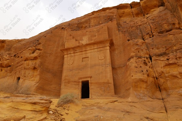 مقابر الأنباط الحضارة النبطية - مدينة العلا - مدائن صالح - أماكن تاريخية و سياحية في السعودية