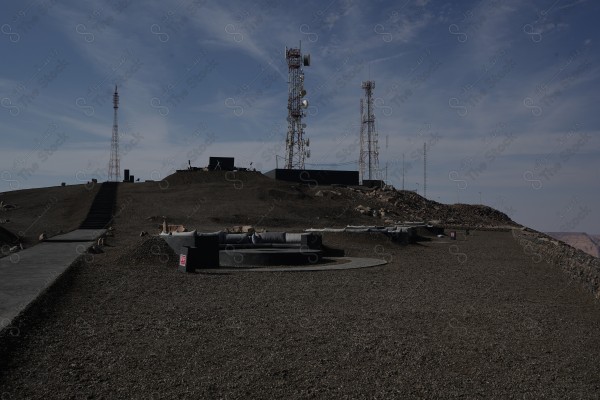 جلسات أرضية راقية في مطل جبل الحره بالقرب من العلا و مدائن صالح