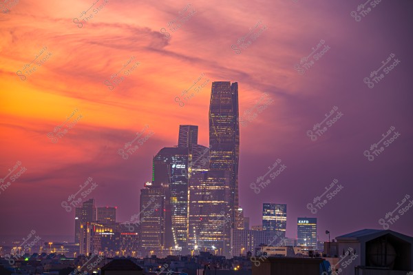 غروب الشمس الجميل في الرياض بالمملكة العربية السعودية