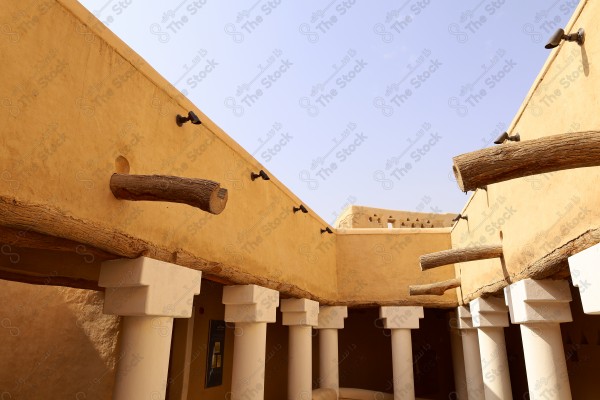 الفن الهندسي المعماري القديم لأسوار الدرعية القديمة في مدينة الرياض في المملكة العربية السعودية