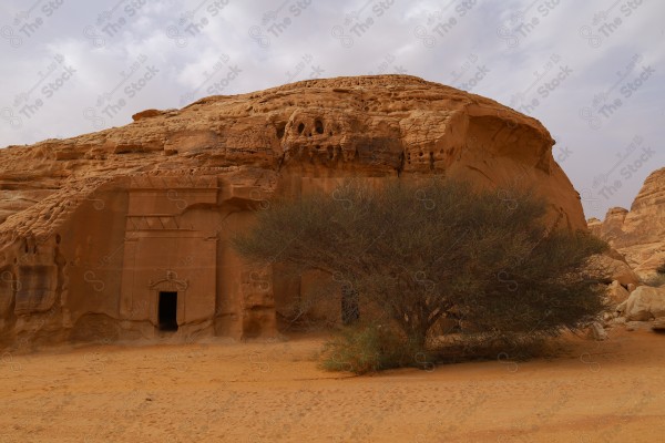 مقابر الأنباط الحضارة النبطية - مدينة العلا - مدائن صالح - أماكن تاريخية و سياحية في السعودية