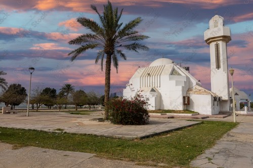 صور من كورنيش الدمام ، مساحات الخضراء ، مسجد قديم