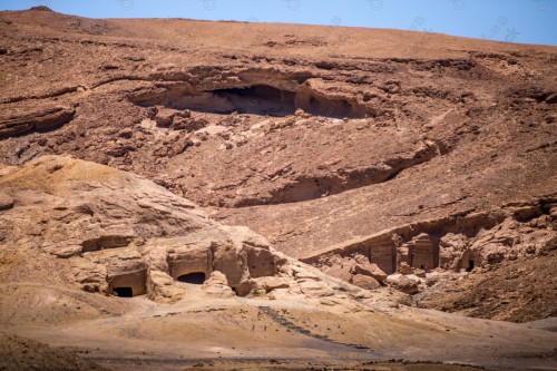 صورة لسلسلة جبال طويق في الرياض في المملكة العربية السعودية , حافة نهاية العالم.