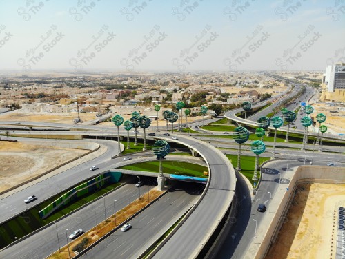 King Khalid Road in Riyadh, one of Riyadh's main decorated roads, Riyadh roads and some houses around it with prominent decorations