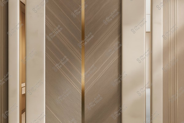 Image of a modern interior door featuring a design with slanted wooden lines and panels with strip decorations in gold and beige. The door displays a geometric pattern that harmoniously combines shapes and colors, giving an elegant and luxurious appearance.