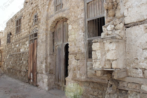 بيوت قديمة تراثية - بناء حجري - فن معماري - مدينة ينبع البحر