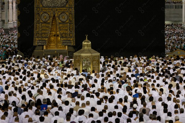 A snapshot of visitors to Baitullah Al-Haram during prayer at the Kaaba, pilgrims and Umrah performers, Hajj and Umrah, Grand Mosque.