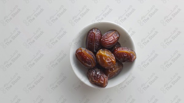 dry dates in a bowl