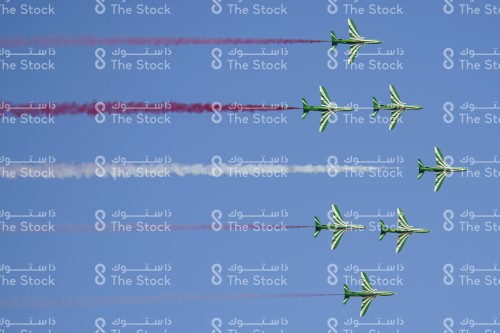 طائرات تحلق في السماء بمناسبة اليوم الوطني السعودي