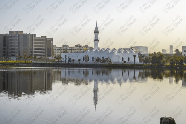 A close-up of a mosque in the Corniche in Jeddah, and the sky appears clear during the day. mosques and mosques.