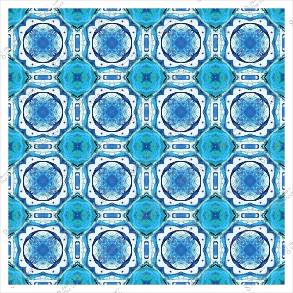 تصميم نباتي هندسي بزخارف متكررة باللونين الأزرق والأبيض.