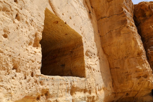 مقابر الأنباط الحضارة النبطية - مدينة العلا - مدائن صالح - أماكن تاريخية و سياحية في السعودية