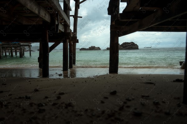 Aesthetic shot of James Bond Beach in the Thailand region, the sky appears cloudy during the day, nature in Thailand, an island, mountains