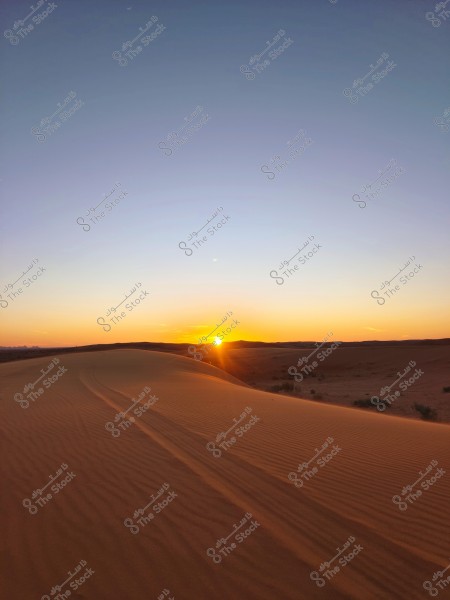 منظر رائع في نفود حائل لحظة الغروب