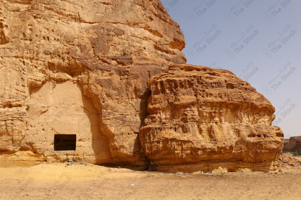 مقابر الأنباط الحضارة النبطية - مدينة العلا - مدائن صالح - أماكن تاريخية و سياحية في السعودية