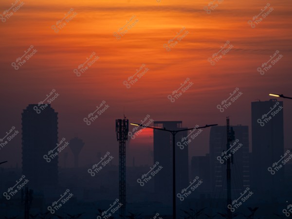 أبراج مدينة الرياض مع شروق الشمس