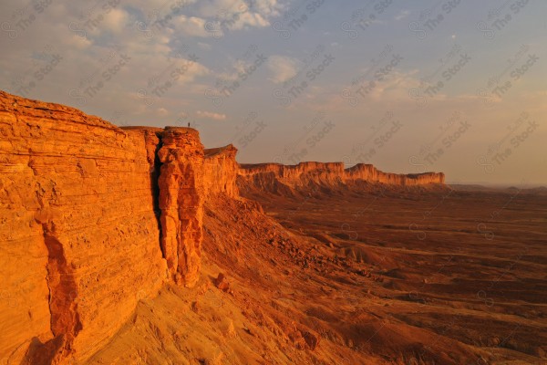 تصوير درون لحافة نهاية العالم في الرياض