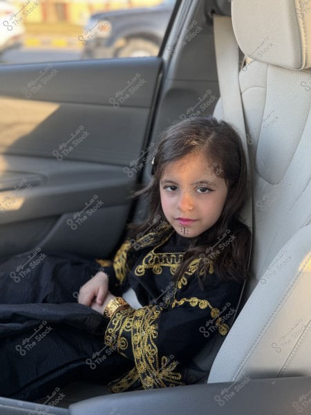 Saudi girl wearing traditional dress
