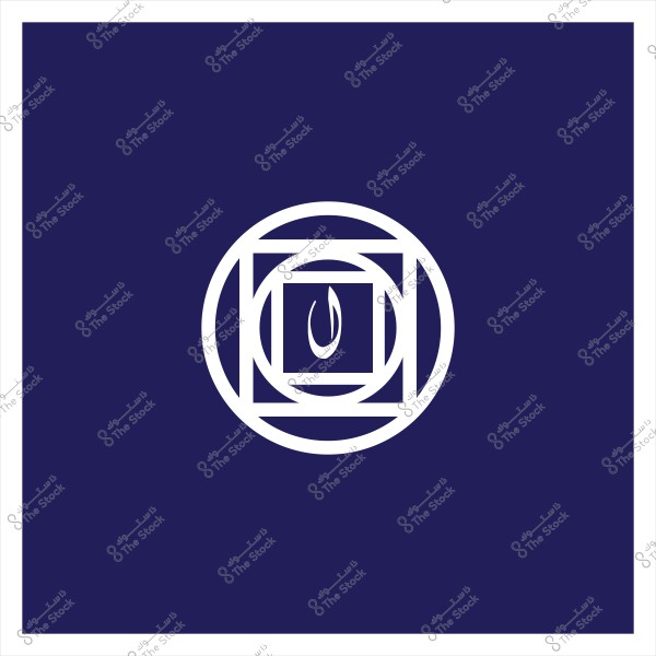 شعار بتصميم هندسي دائري يحتوي في وسطه على الحرف "ن" باللغة العربية باللون الأبيض على خلفية زرقاء داكنة.