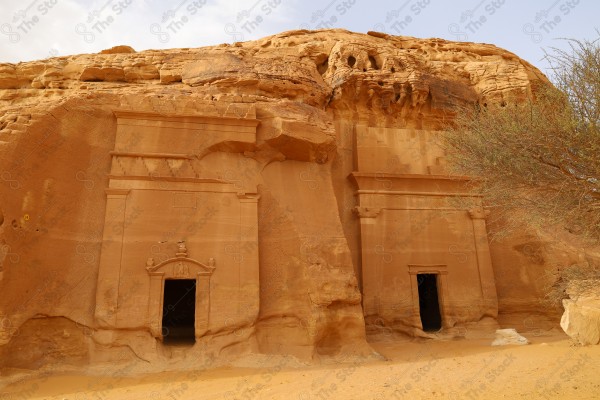 مقابر الأنباط الحضارة النبطية - مدينة العلا - مدائن صالح - أماكن تاريخية و سياحية في السعودية