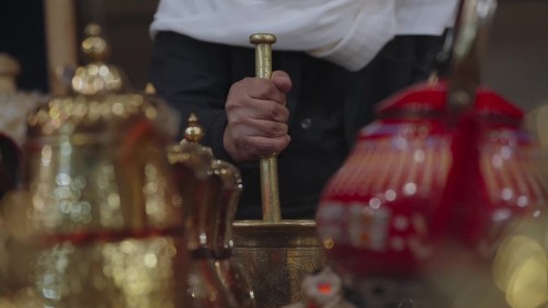 دق نجر تحضير القهوة